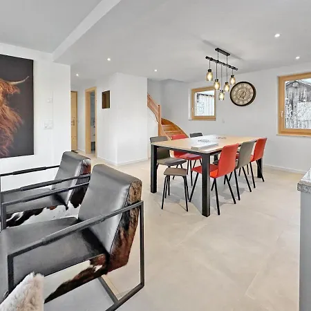 The Laughing Cow - 10 Mns From Sion And شقة